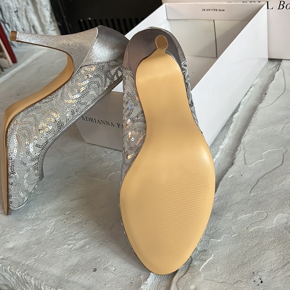 Adrianna Papell Boutique silver Felicia heel - Picture 4 of 7